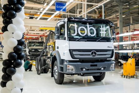 DCVMI Resmikan Pabrik Baru di Cikarang, Mampu Produksi 5000 Unit Truk & Bus Mercedes-Benz Per Tahun