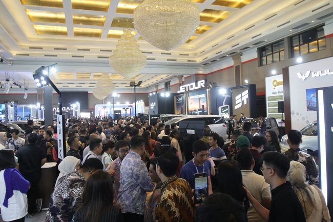 Foto GIIAS Bandung Resmi di Buka 05