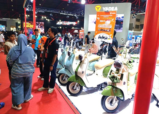 Motor Listrik Yadea di PRJ 2026 01