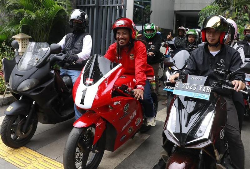 2024 01 riding motoe 4