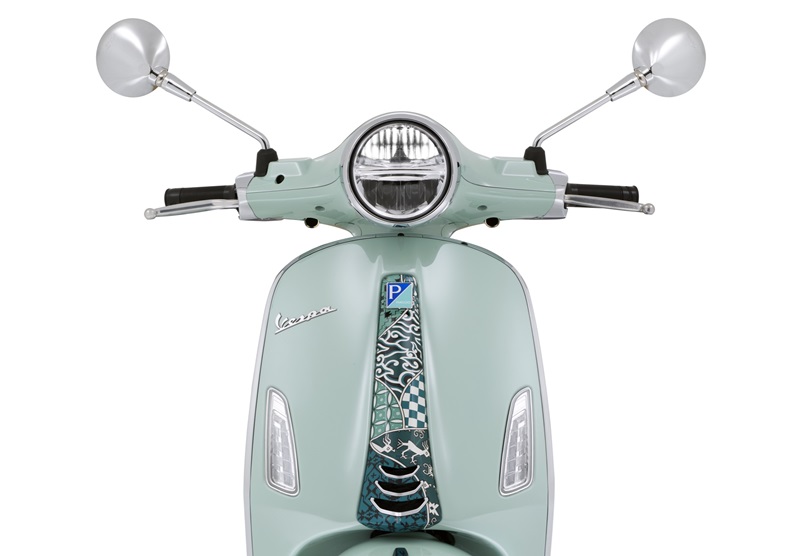 03 Vespa Batik