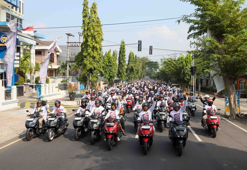 2024 07 parade vario 160 kediri 3