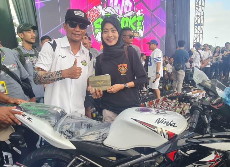 DOORPRIZE Unit motor keren