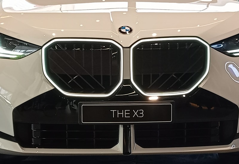 2025 06 bmw x3 8