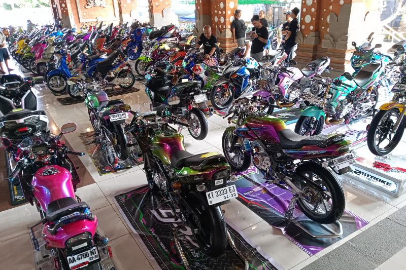 OTOTREND NUSANTARA VOLUME IV Diikuti ratusan modif dari berbagai aliran