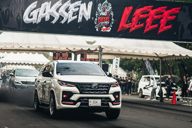 Fortuner Ijank Barniez korekan Kho Roni tercepat juara 1 klas bracket 9 detik