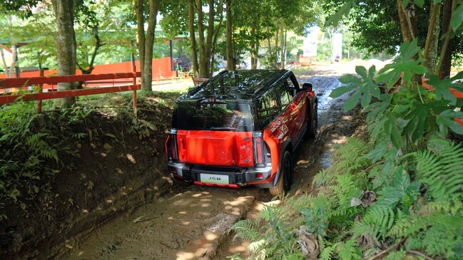 Chery J6T Resmi Meluncur 03