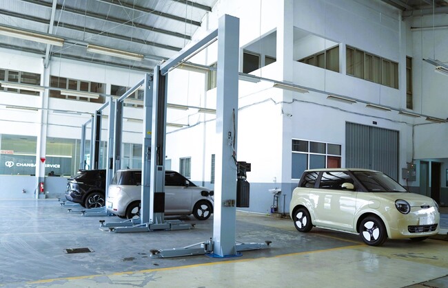 Grand Opening Dealer Changan Bandung 03